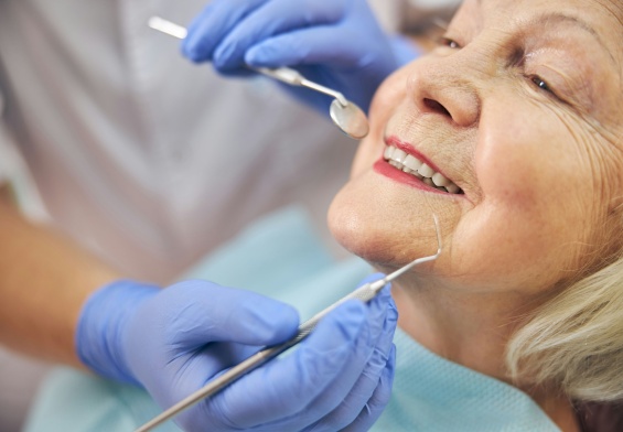 educating home caregivers on senior dental health