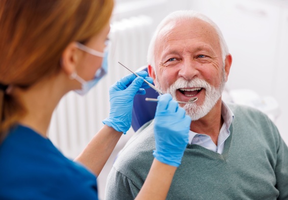 oral hygiene tips for seniors